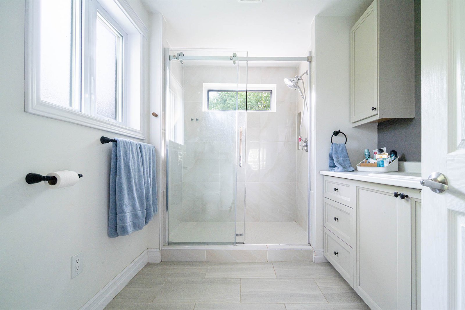 master ensuite 2